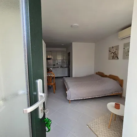 Apartmán House Analisa *